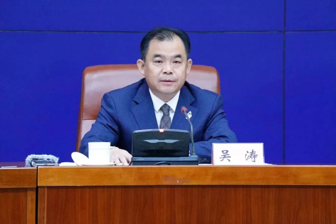 市投资促进局党组副书记,副局长吴涛介绍,《实施意见》明确指出,要